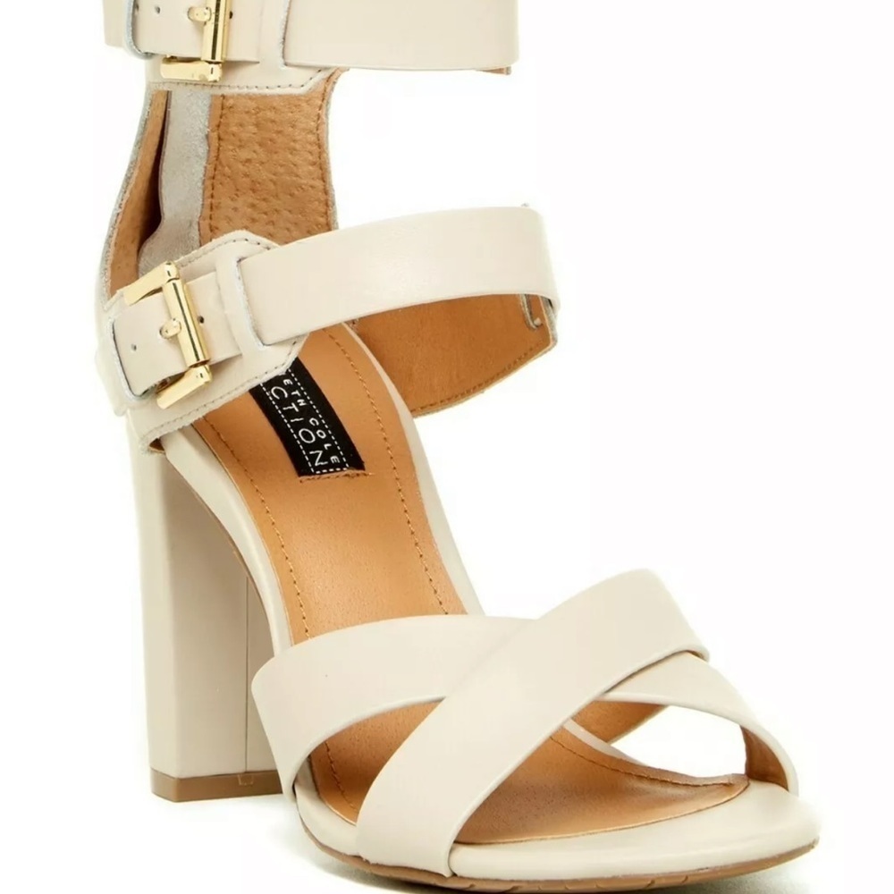 Kenneth Cole REACTION was ashore nude sandals Sz 10